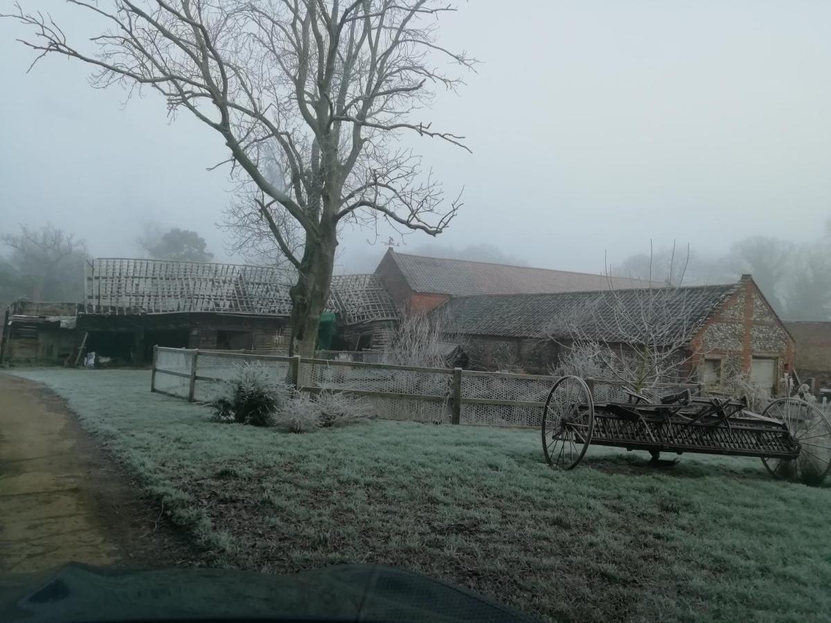 Carrick'S At Castle Farm 호텔 Swanton Morley 외부 사진