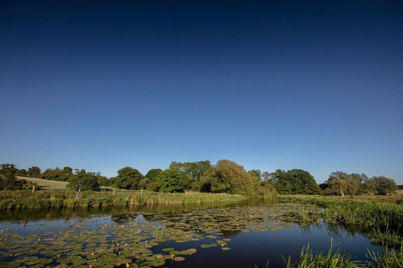 Carrick'S At Castle Farm 호텔 Swanton Morley 외부 사진